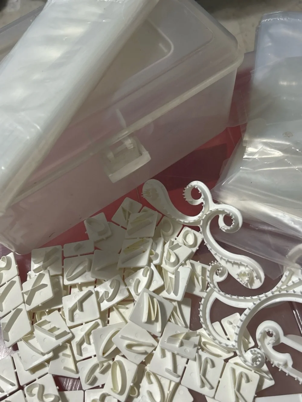 White Kitchen Tool Set - Decorative Trim & Accessories